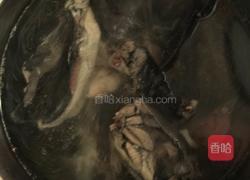 虫草花乌鸡汤的做法图解4