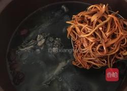 虫草花乌鸡汤的做法图解6