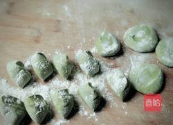 绿色肉饺的做法图解11