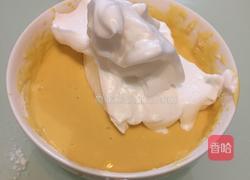 三花淡奶戚风蛋糕的做法图解8