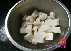 白萝卜大骨汤的做法图解3