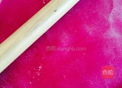 甜菜根面条的做法图解5