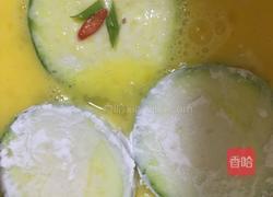 油煎西葫芦的做法图解2