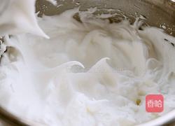 黄桃奶油蛋糕卷的做法图解8