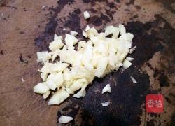 韭菜花炒肉片的做法图解3