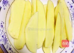 焗土豆的做法图解1