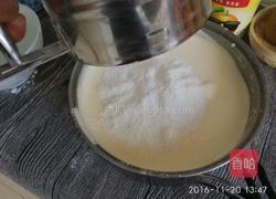 橙味奶油水果杯子蛋糕的做法图解10