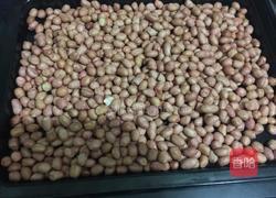 炸花生米的做法图解1