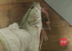 砂锅煲桂鱼面汤的做法图解2