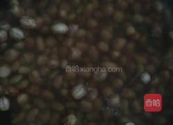 芹菜豆子的做法图解1