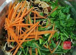 香辣牛肉炸酱面的做法图解4