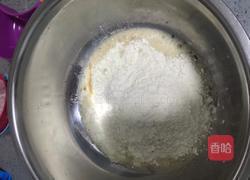 披萨饼皮的做法图解3