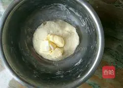 Illustration of making bean paste bread 3