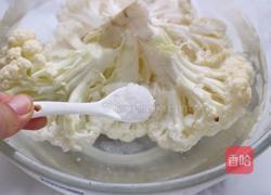 干煸孜然花菜的做法图解1