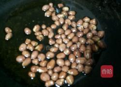 酥花生米的做法图解3