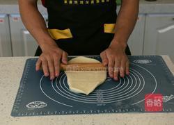 八寸火腿玉米披萨的做法图解7