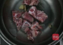 排骨玉米汤的做法图解2