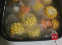 排骨玉米汤的做法图解4