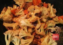 菜花炒肉的做法图解11