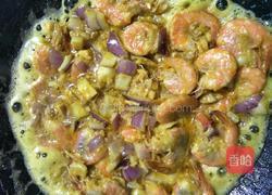 蛋黄焗明虾的做法图解7