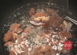 紫苏爆炒花甲的做法图解1