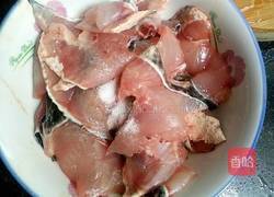 干锅黑鱼片的做法图解3
