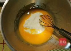 六寸酸奶戚风(双)的做法图解4