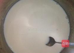 牛奶鸡蛋发糕的做法图解3