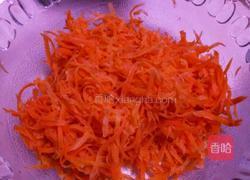 蒜泥胡萝卜银耳的做法图解5