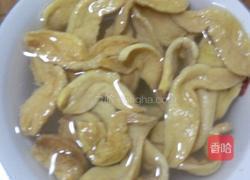 胡萝卜炒假肉的做法图解2