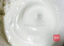 戚风蛋糕的做法图解5