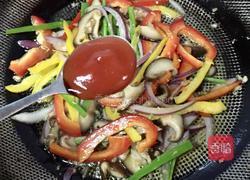 中式火腿蔬菜炒意面的做法图解8