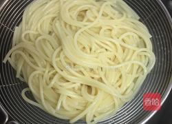 中式火腿蔬菜炒意面的做法图解9