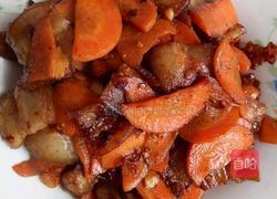 胡萝卜五花肉的做法图解7