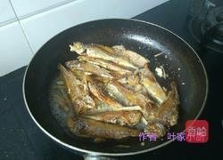 干煎小黄鱼的做法图解7