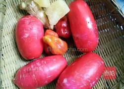 爽口酱萝卜的做法图解1