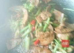 香芹溜肝尖儿的做法图解10