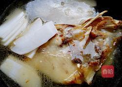 鱼头萝卜汤的做法图解9