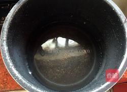 电饭锅蒸板栗的做法图解3