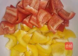彩椒炒五花肉的做法图解1