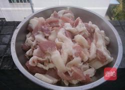 彩椒炒五花肉的做法图解2