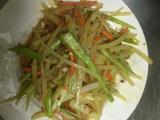 凉拌土豆丝的做法[图]