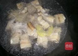 红烧肉炖萝卜的做法图解3