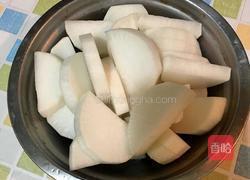 排骨萝卜汤的做法图解2