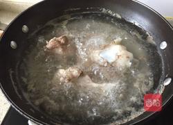 萝卜大骨汤的做法图解2