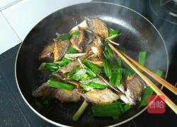 煎带鱼的做法图解7