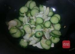 火腿肠炒黄瓜的做法图解7