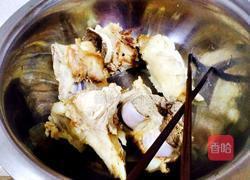 酱肘子骨的做法图解2
