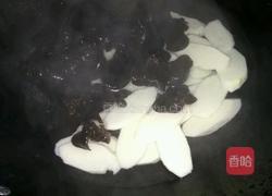 山药炒木耳的做法图解4