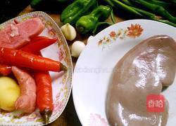 泡菜炒腰花的做法图解1